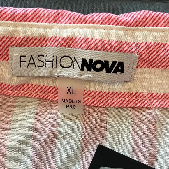 Fashion Nova "Playing Games" Long Sleeve Button-Down - Picture 3 of 10